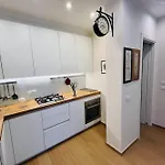 Katy Apartamento Viareggio